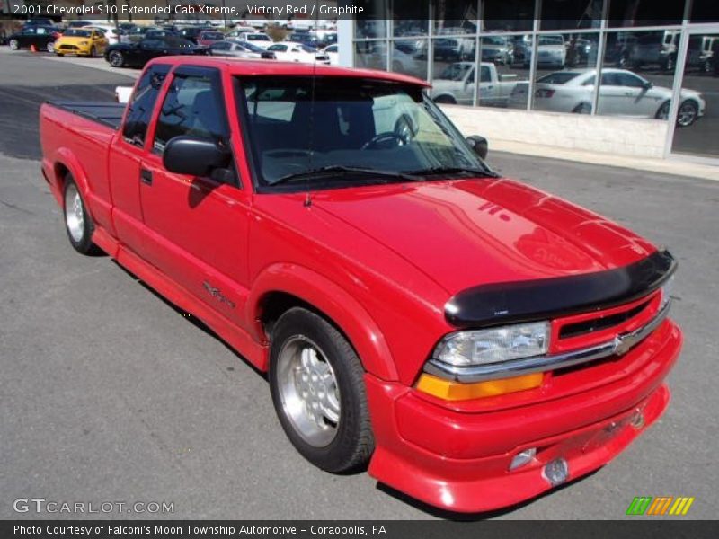 Victory Red / Graphite 2001 Chevrolet S10 Extended Cab Xtreme