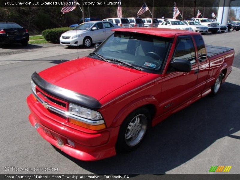 Victory Red / Graphite 2001 Chevrolet S10 Extended Cab Xtreme
