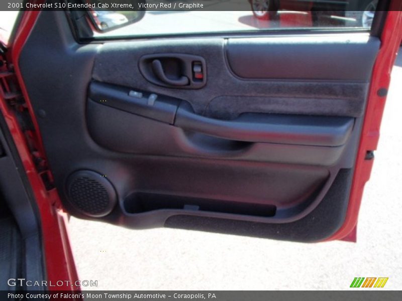 Victory Red / Graphite 2001 Chevrolet S10 Extended Cab Xtreme