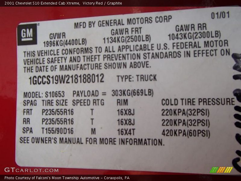 Victory Red / Graphite 2001 Chevrolet S10 Extended Cab Xtreme