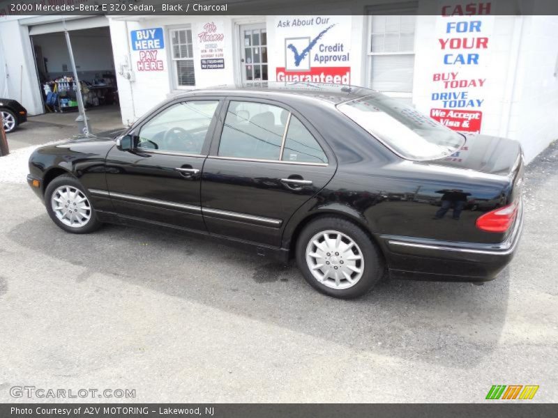 Black / Charcoal 2000 Mercedes-Benz E 320 Sedan