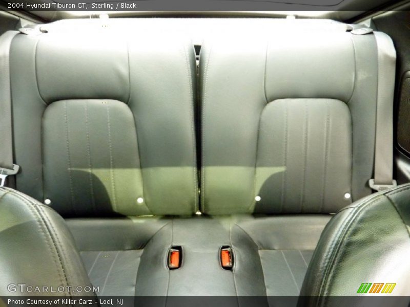 Rear Seat of 2004 Tiburon GT