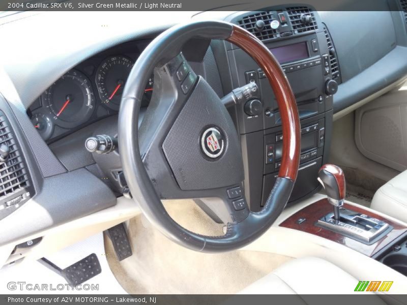 Silver Green Metallic / Light Neutral 2004 Cadillac SRX V6