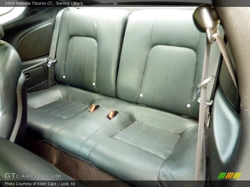 Rear Seat of 2004 Tiburon GT