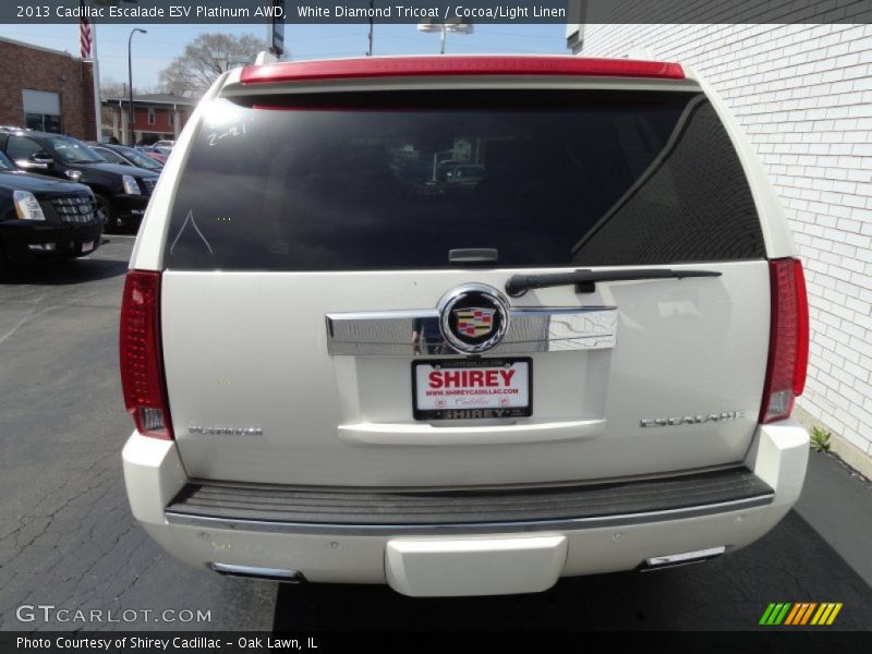 White Diamond Tricoat / Cocoa/Light Linen 2013 Cadillac Escalade ESV Platinum AWD