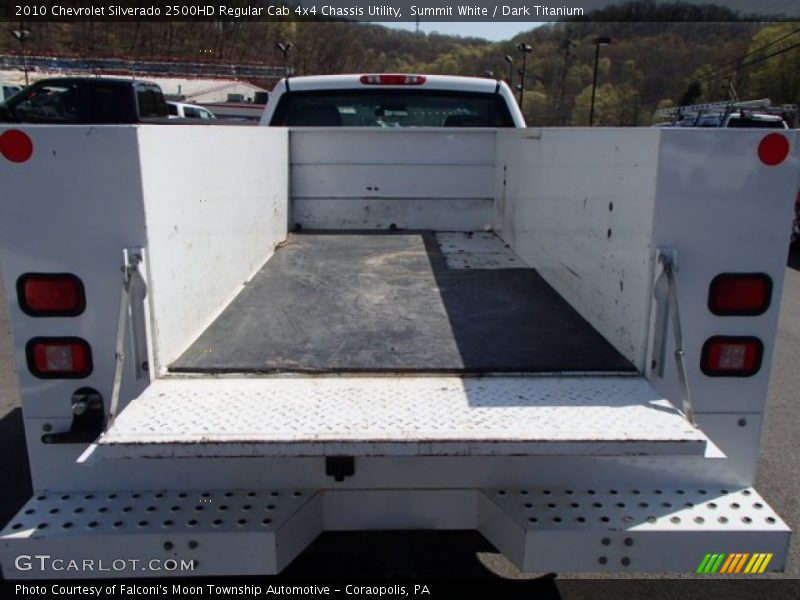 Summit White / Dark Titanium 2010 Chevrolet Silverado 2500HD Regular Cab 4x4 Chassis Utility