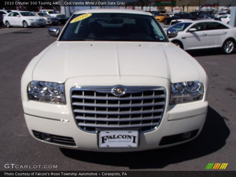 Cool Vanilla White / Dark Slate Gray 2010 Chrysler 300 Touring AWD