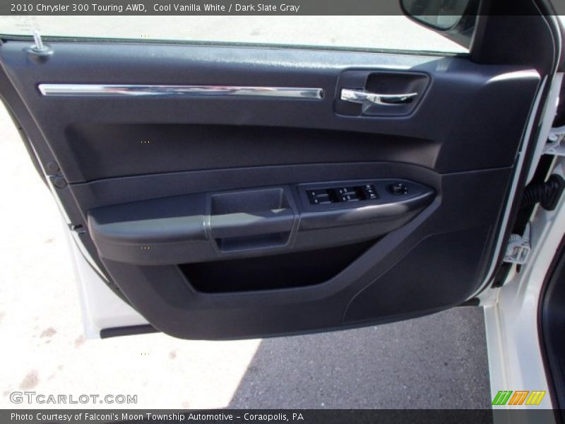 Cool Vanilla White / Dark Slate Gray 2010 Chrysler 300 Touring AWD
