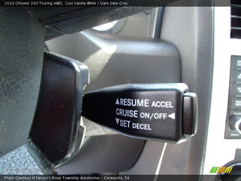 Cool Vanilla White / Dark Slate Gray 2010 Chrysler 300 Touring AWD