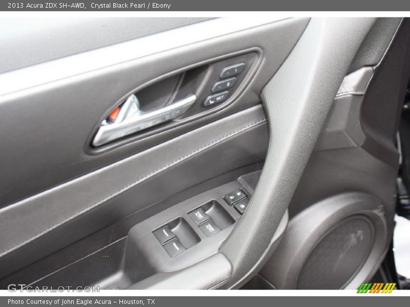 Controls of 2013 ZDX SH-AWD