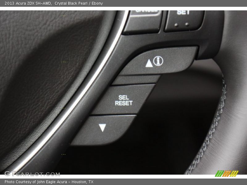 Controls of 2013 ZDX SH-AWD