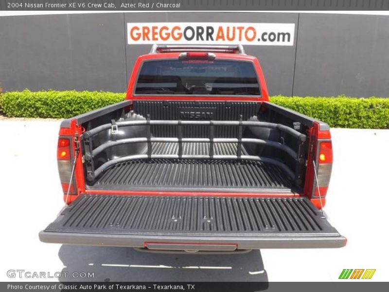 Aztec Red / Charcoal 2004 Nissan Frontier XE V6 Crew Cab