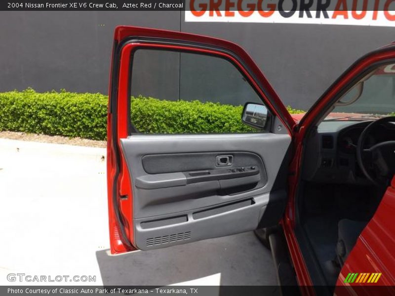Aztec Red / Charcoal 2004 Nissan Frontier XE V6 Crew Cab