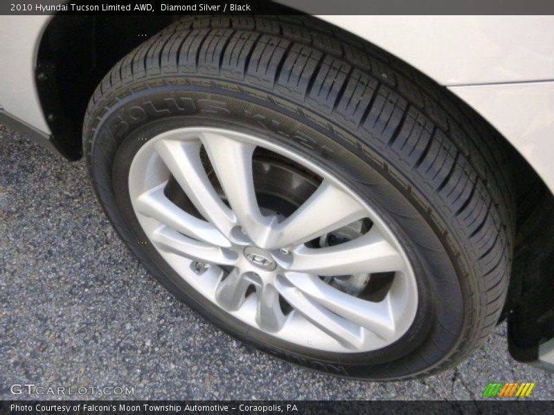Diamond Silver / Black 2010 Hyundai Tucson Limited AWD
