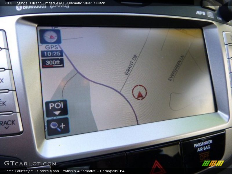 Diamond Silver / Black 2010 Hyundai Tucson Limited AWD