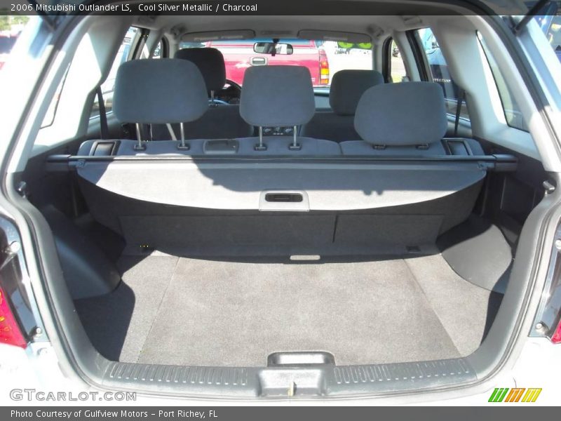 Cool Silver Metallic / Charcoal 2006 Mitsubishi Outlander LS