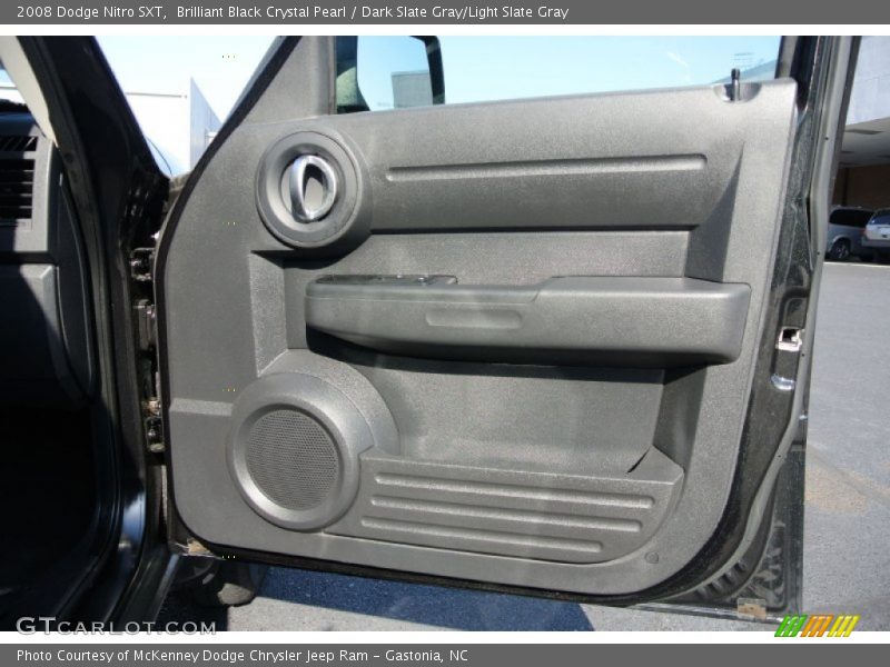 Brilliant Black Crystal Pearl / Dark Slate Gray/Light Slate Gray 2008 Dodge Nitro SXT