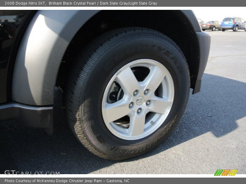Brilliant Black Crystal Pearl / Dark Slate Gray/Light Slate Gray 2008 Dodge Nitro SXT