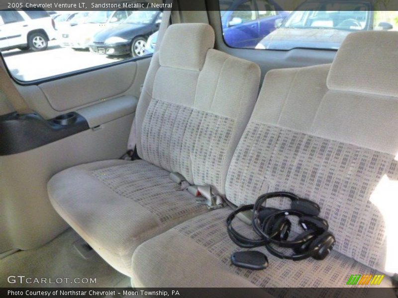 Rear Seat of 2005 Venture LT