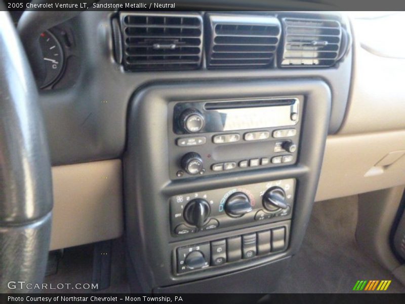 Controls of 2005 Venture LT