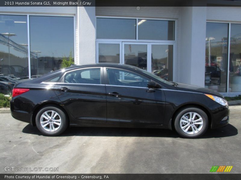 Midnight Black / Gray 2013 Hyundai Sonata GLS