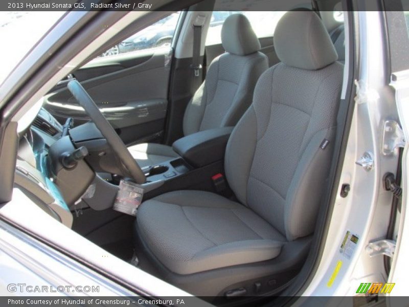 Radiant Silver / Gray 2013 Hyundai Sonata GLS