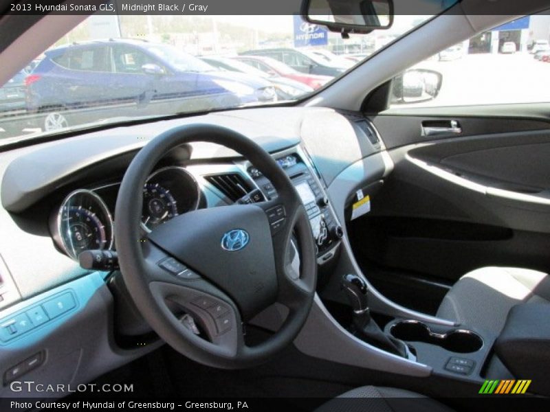 Midnight Black / Gray 2013 Hyundai Sonata GLS