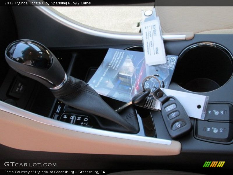 Sparkling Ruby / Camel 2013 Hyundai Sonata GLS
