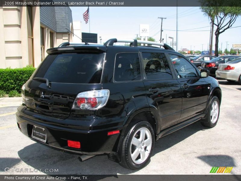 Labrador Black Pearl / Charcoal 2006 Mitsubishi Outlander Limited