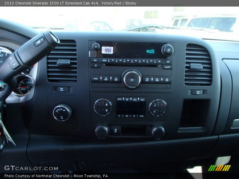 Victory Red / Ebony 2013 Chevrolet Silverado 1500 LT Extended Cab 4x4