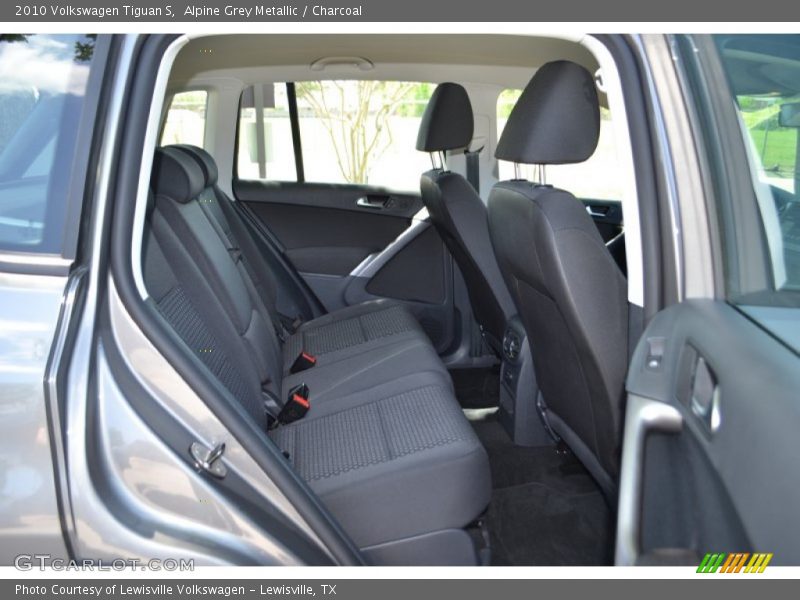 Alpine Grey Metallic / Charcoal 2010 Volkswagen Tiguan S
