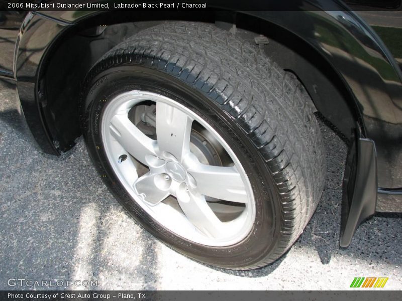 Labrador Black Pearl / Charcoal 2006 Mitsubishi Outlander Limited