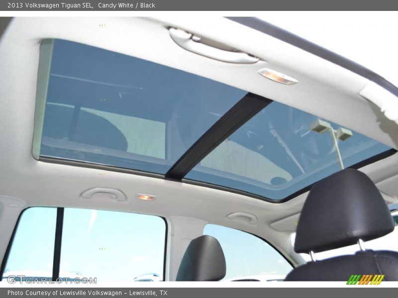 Candy White / Black 2013 Volkswagen Tiguan SEL