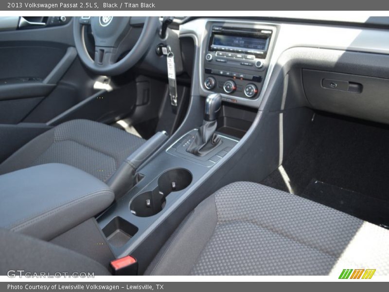 Black / Titan Black 2013 Volkswagen Passat 2.5L S