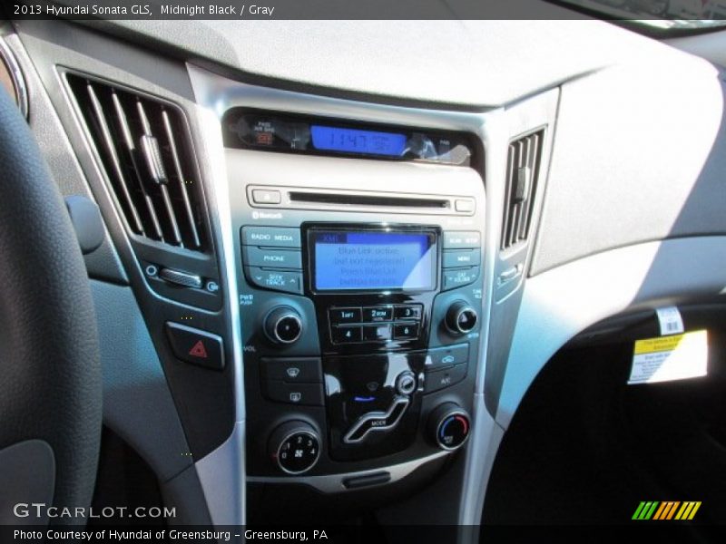 Midnight Black / Gray 2013 Hyundai Sonata GLS