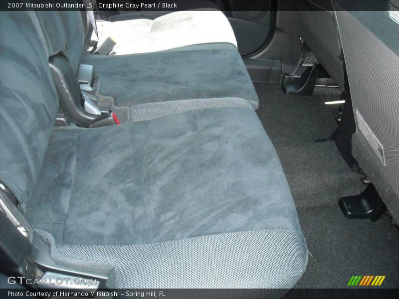 Graphite Gray Pearl / Black 2007 Mitsubishi Outlander LS