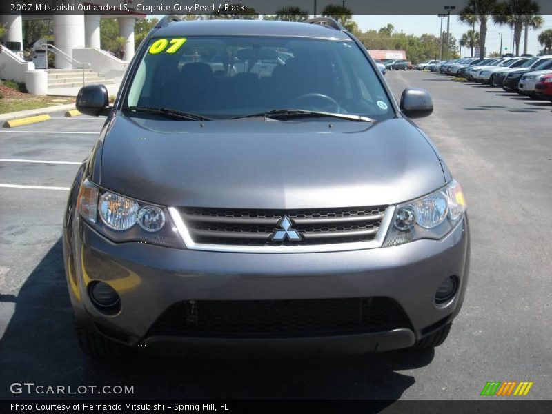 Graphite Gray Pearl / Black 2007 Mitsubishi Outlander LS