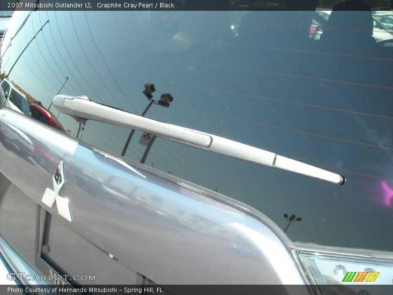 Graphite Gray Pearl / Black 2007 Mitsubishi Outlander LS