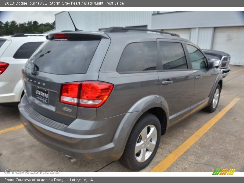 Storm Gray Pearl / Black/Light Frost Beige 2013 Dodge Journey SE