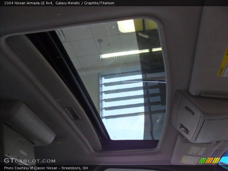 Galaxy Metallic / Graphite/Titanium 2004 Nissan Armada LE 4x4