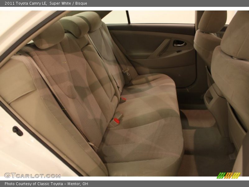 Super White / Bisque 2011 Toyota Camry LE