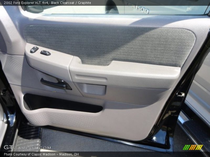 Black Clearcoat / Graphite 2002 Ford Explorer XLT 4x4