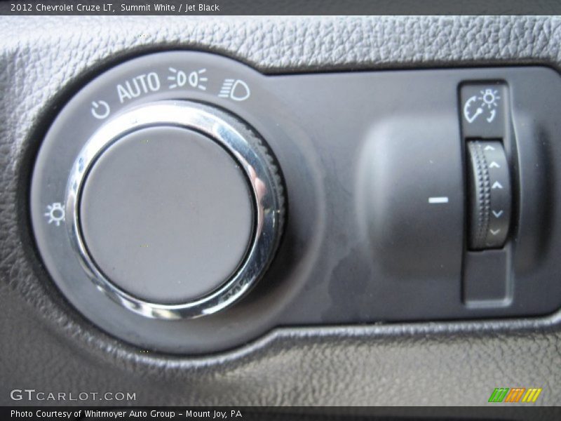 Summit White / Jet Black 2012 Chevrolet Cruze LT