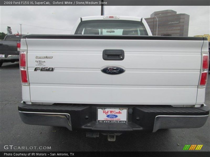 Oxford White / Stone/Medium Stone 2009 Ford F150 XL SuperCab