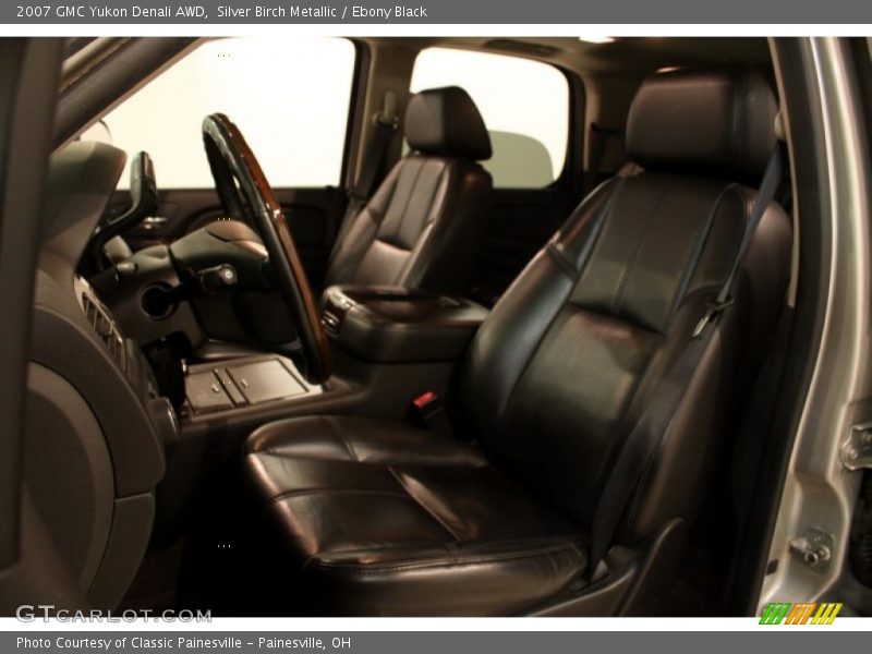 Silver Birch Metallic / Ebony Black 2007 GMC Yukon Denali AWD