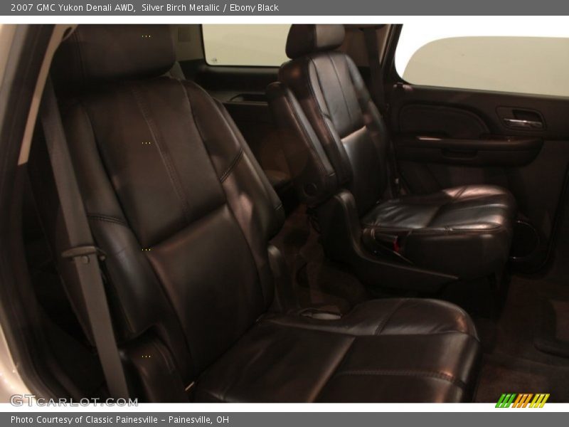 Silver Birch Metallic / Ebony Black 2007 GMC Yukon Denali AWD