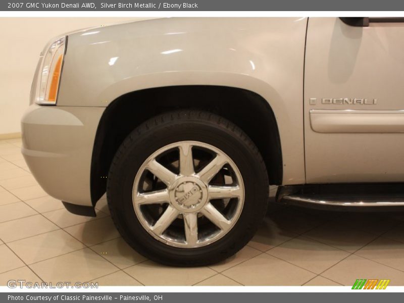 Silver Birch Metallic / Ebony Black 2007 GMC Yukon Denali AWD