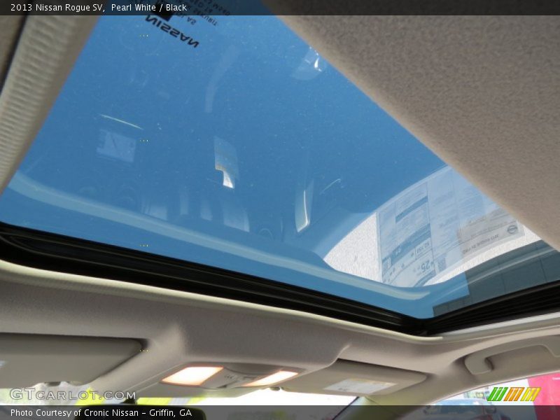 Pearl White / Black 2013 Nissan Rogue SV