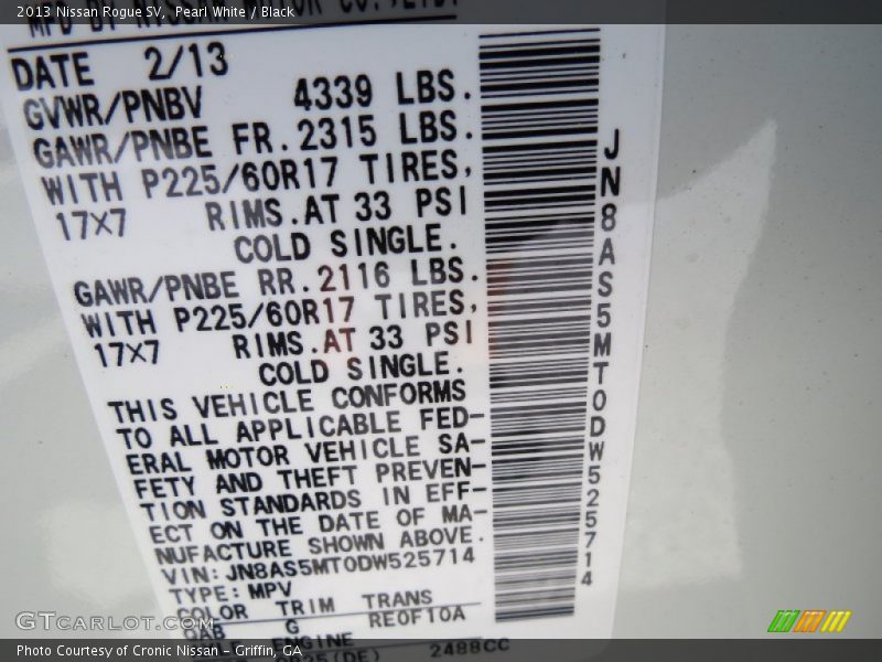 Pearl White / Black 2013 Nissan Rogue SV