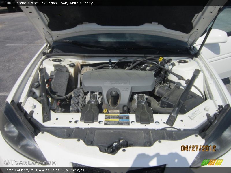 Ivory White / Ebony 2008 Pontiac Grand Prix Sedan